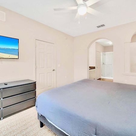 אורלנדו Luxury 2Br Condo - Pool & Hot Tub - Near Disney מראה חיצוני תמונה