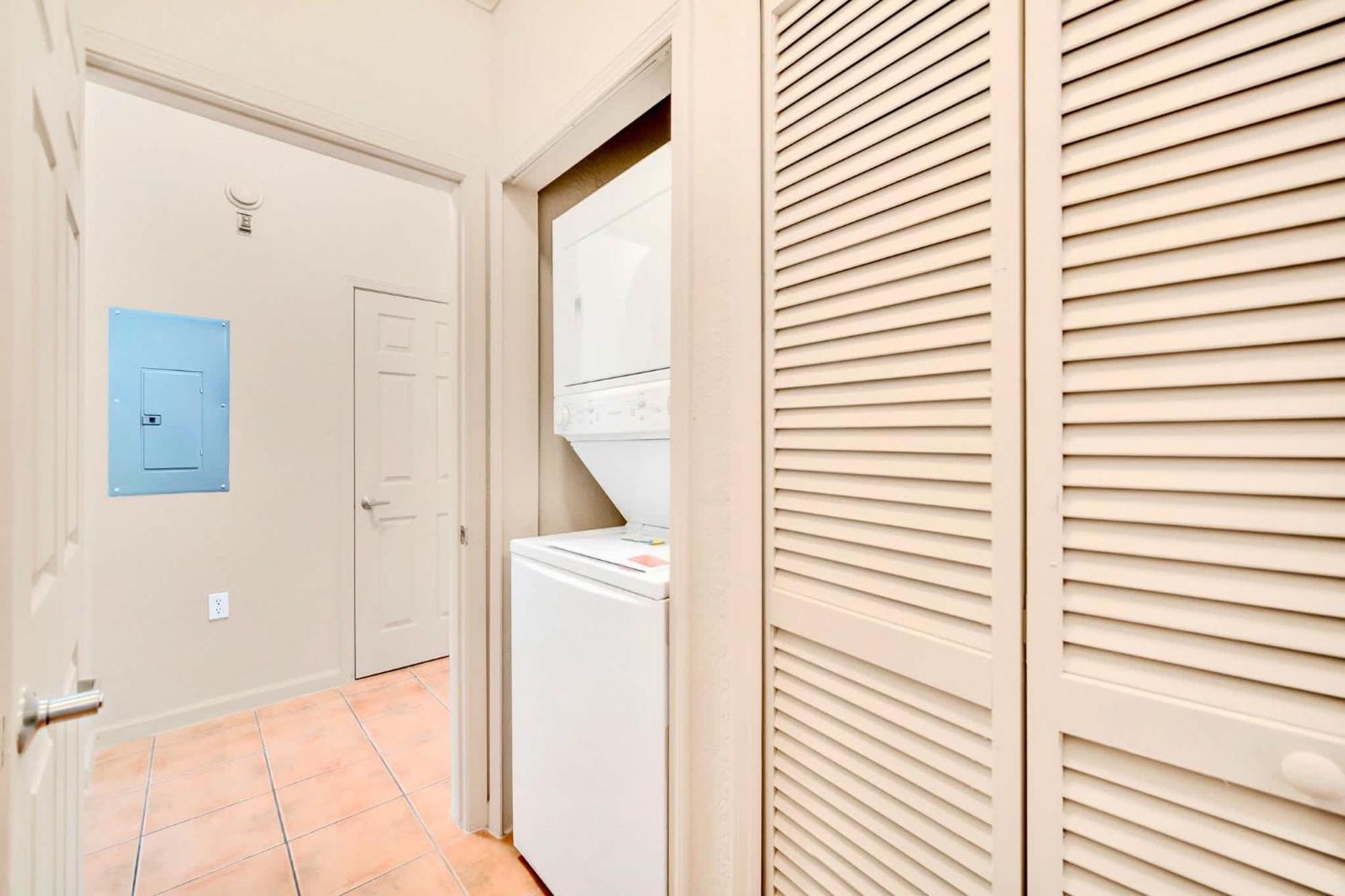אורלנדו Luxury 2Br Condo - Pool & Hot Tub - Near Disney מראה חיצוני תמונה